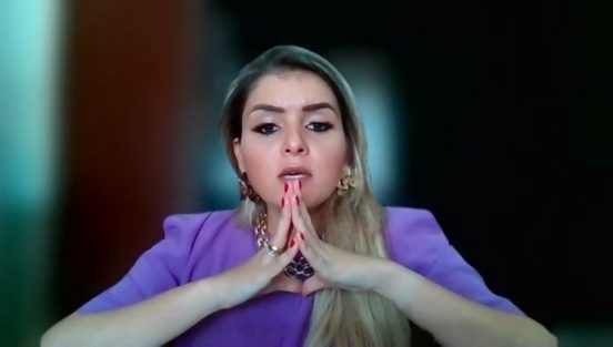 Nayara-Ferreira-de-Queiroz-Coordenadora-da-Comissao-Tecnica-Leste-de-Investimentos-da-Abrapp-552x313