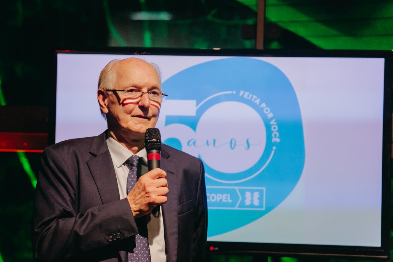 PHOTO-2021-10-28-19-29-21