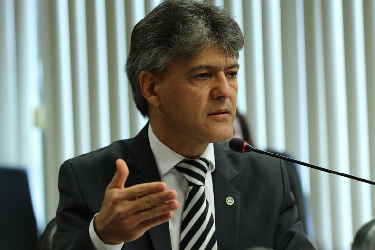 dc1d5d bf3403bb85e44a21a78faf4db3e222dcmv2