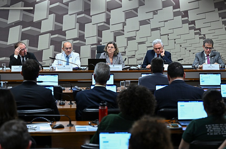 senado 395