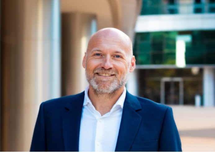 f7ccb59b-dce0-4976-bcfc-4813d508370d