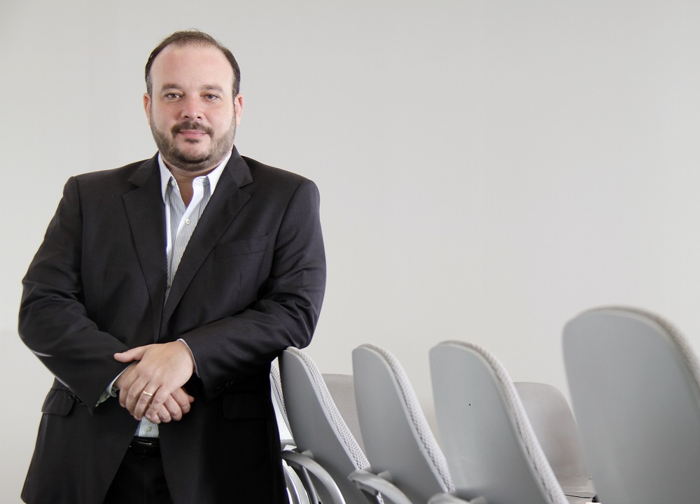 SAS - Ricardo Saponara - Horizontal